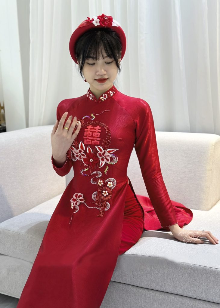 áo dài cưới màu đỏ quy nhơn 1