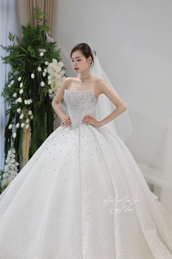thuê váy cưới quy nhơn 1