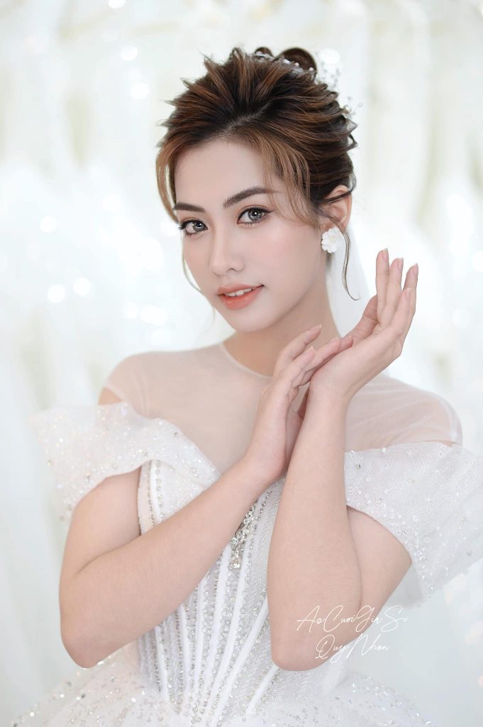 trang điểm cô dâu đẹp ở quy nhơn 2